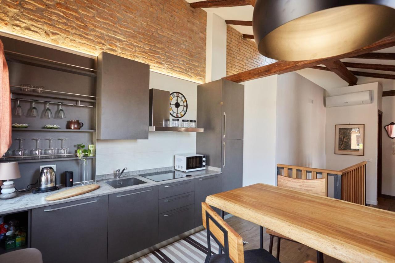 Acqua - Attico Con Terrazza Apartment Venice Luaran gambar