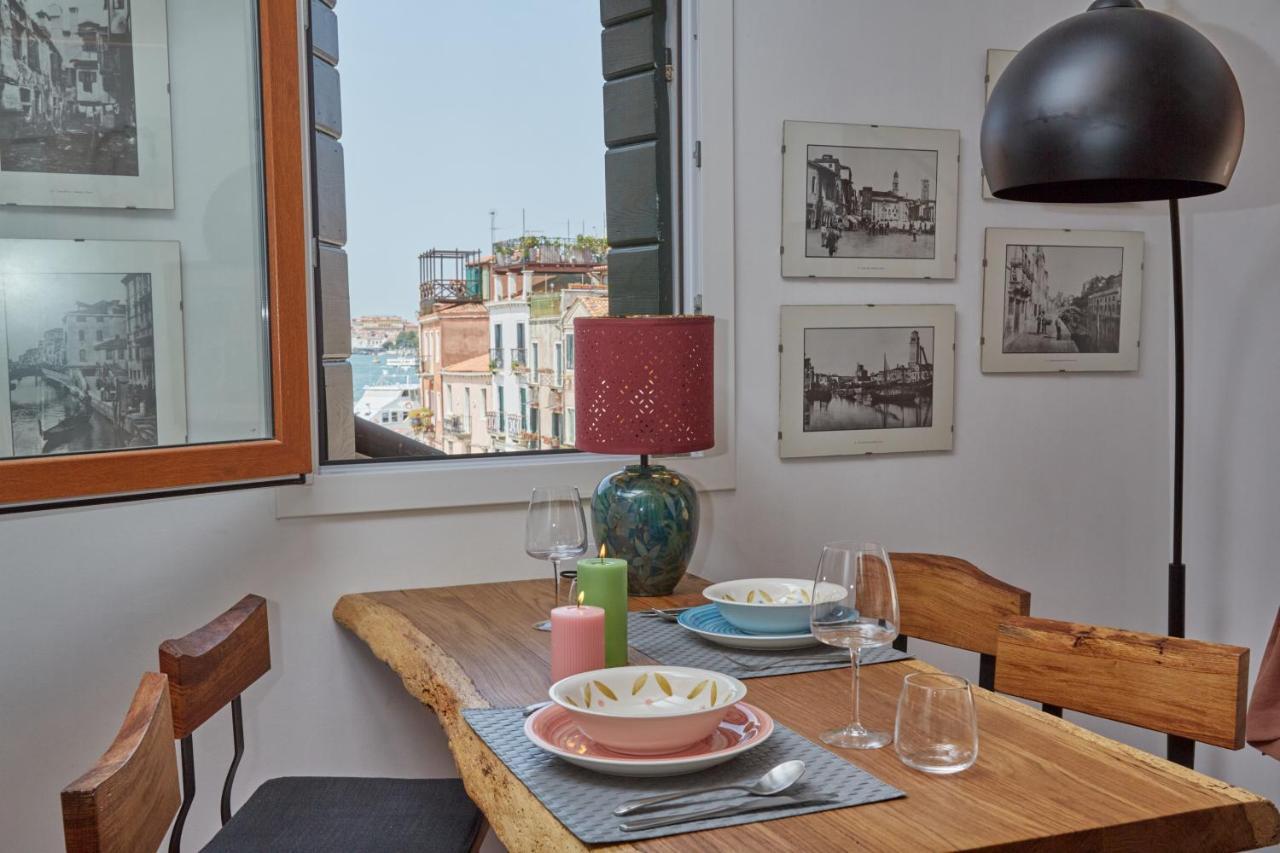 Acqua - Attico Con Terrazza Apartment Venice Luaran gambar